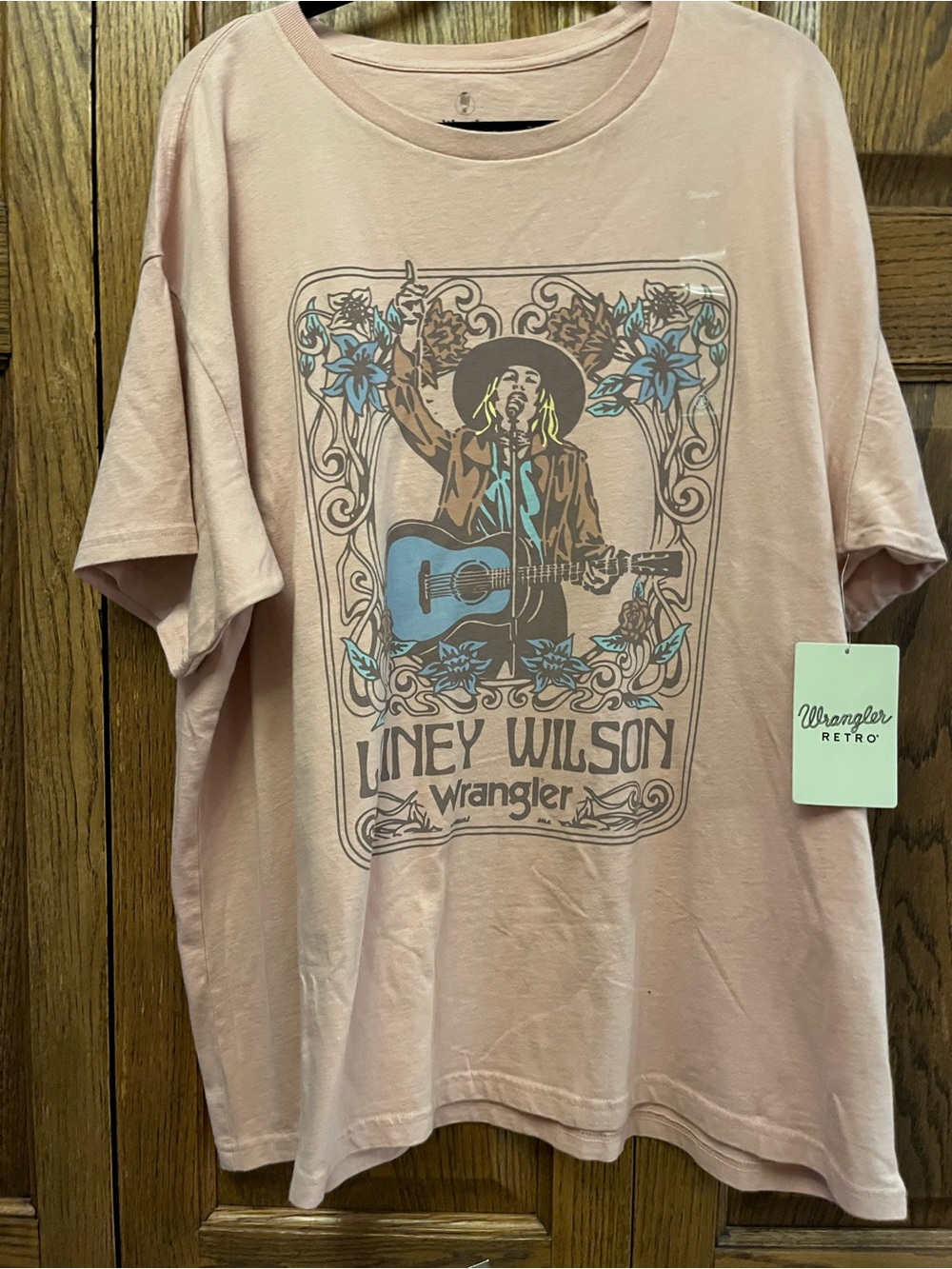 Wrangler Retro Linney Wilson Graphic Tee - Dusty Pink